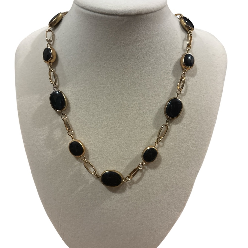 Elegant Black and Gold Necklace